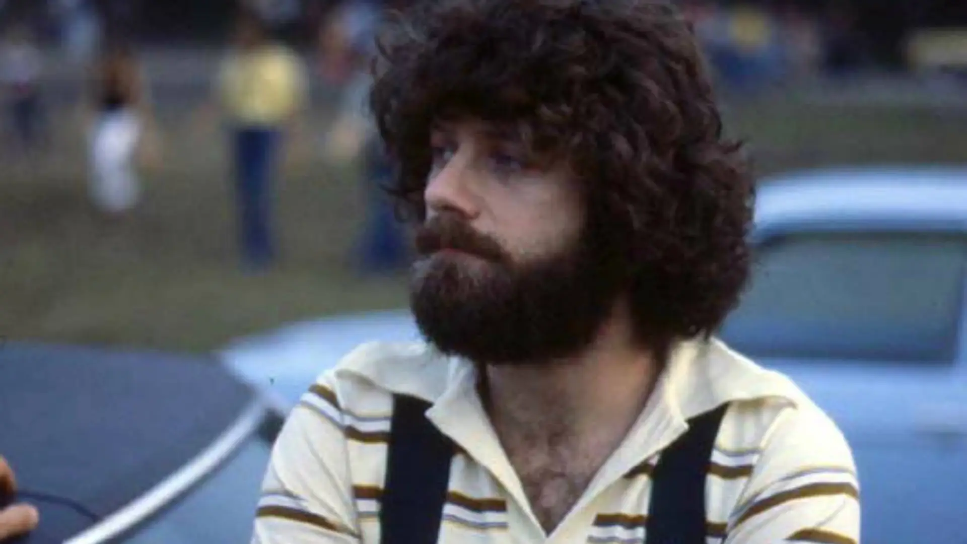 A história de Keith Green. Poucos artistas conseguiram deixar um impacto tão duradouro na música cristã contemporânea como Keith Green. Sua vida foi uma combinação de talento, paixão e uma fé inabalável que transformou milhares de vidas. Apesar de sua curta trajetória, o legado de Keith ainda ressoa por meio de suas músicas e da mensagem que ele carregava.